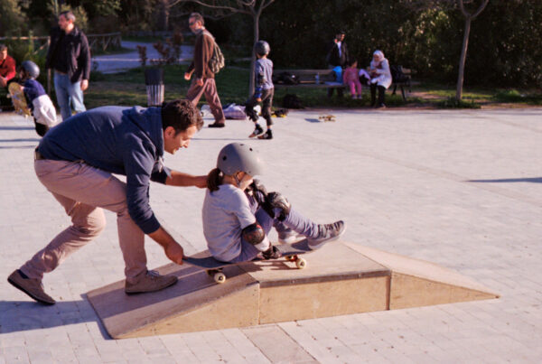 Free Movement Skateboarding refugee charity